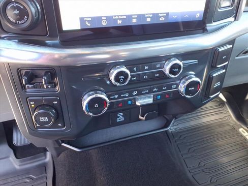 Used 2022 Ford F150 Lariat w/ Equipment Group 501A Mid image 21