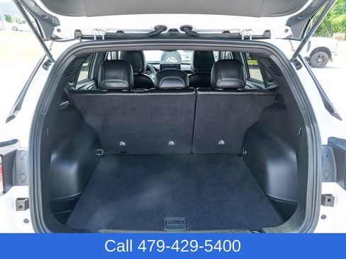 Used 2025 Jeep Compass Trailhawk AWD/4WD image 36
