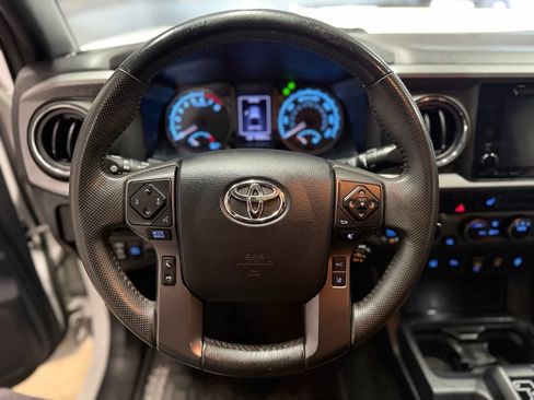 Used 2019 Toyota Tacoma TRD Pro AWD/4WD image 14