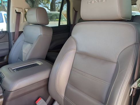 Used 2018 GMC Yukon Denali w/ Open Road Package image 10