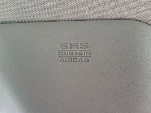 Used 2024 Nissan Frontier S w/ S Utility Package image 15