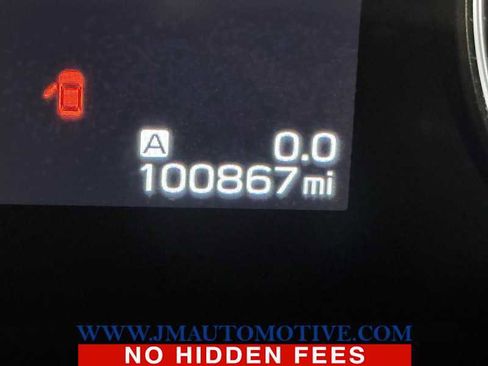 Used 2020 Subaru Outback Limited image 22