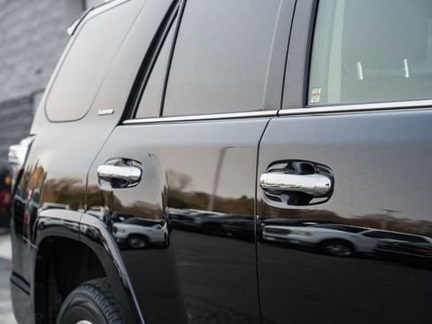 Used 2022 Toyota 4Runner Limited image 19