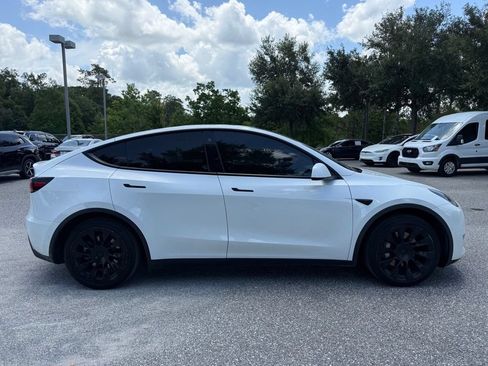 Used 2021 Tesla Model Y 2WD image 7