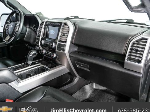 Used 2018 Ford F150 Platinum w/ Equipment Group 701A Luxury image 24