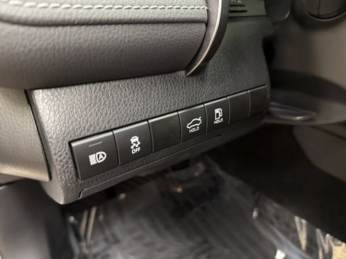 Used 2023 Toyota Camry SE w/ Convenience Package image 26