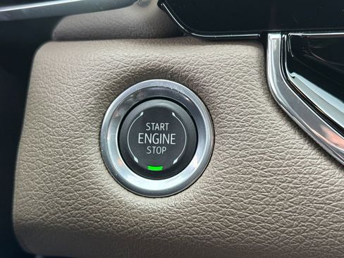 New 2026 GMC Canyon Denali w/ LPO, Denali Black Edition image 38