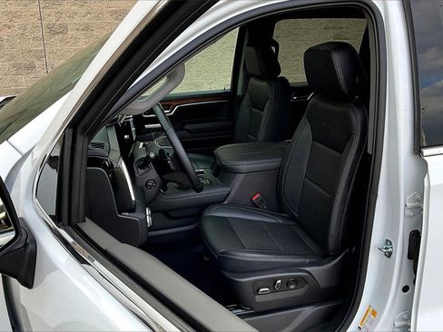 Used 2023 GMC Sierra 1500 Denali w/ Denali Reserve Package image 24