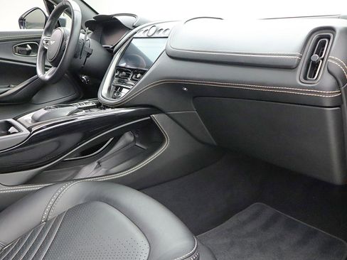 Used 2021 Aston Martin DBX AWD/4WD image 46