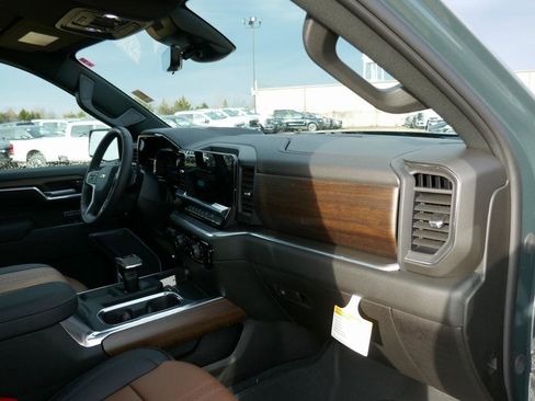 New 2026 Chevrolet Silverado 1500 High Country image 12