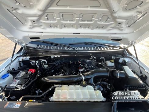 Used 2024 Ford Expedition Limited image 19