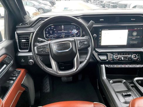 Used 2024 GMC Sierra 2500 Denali Ultimate image 17