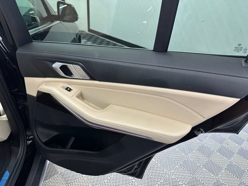 Used 2020 BMW X5 sDrive40i w/ Premium Package RWD image 18