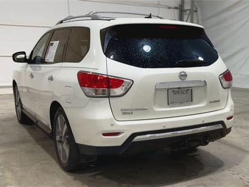Used 2016 Nissan Pathfinder Platinum image 7