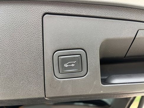 Used 2023 Cadillac XT4 Premium Luxury w/ Cold Weather Package image 6