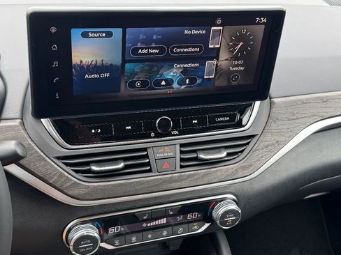 New 2025 Nissan Altima 2.5 SV w/ SV Premium Package image 16