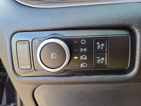 Used 2024 Ford Explorer Limited w/ Equipment Group 301A AWD/4WD image 24