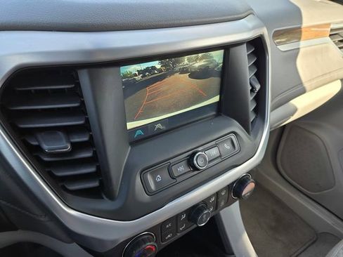 Used 2018 GMC Acadia SLE w/ LPO, Floor Liner Package image 25