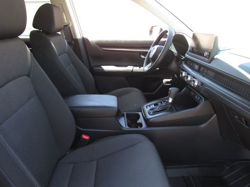 Certified 2025 Honda CR-V EX image 9