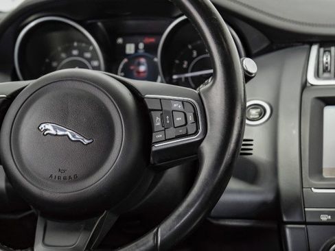 Used 2018 Jaguar E-PACE S image 16