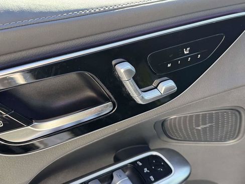 Used 2023 Mercedes-Benz GLC 300 4MATIC image 26