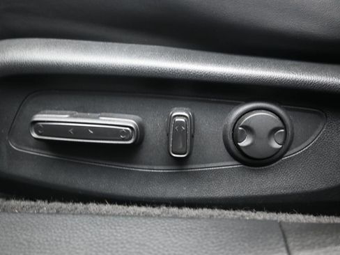 Used 2023 Honda Accord Touring image 19