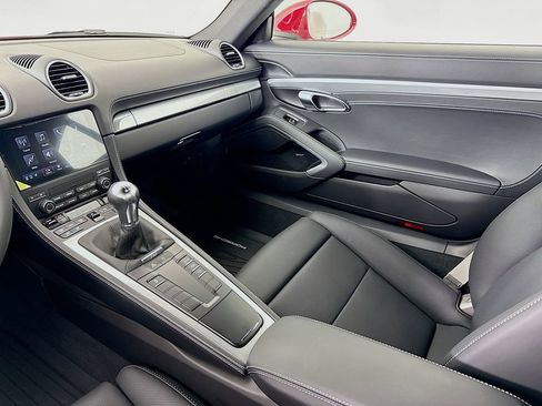 Certified 2025 Porsche 718 Cayman RWD image 26