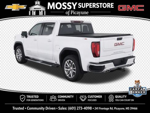 Used 2021 GMC Sierra 1500 SLT w/ SLT Premium Package AWD/4WD image 3