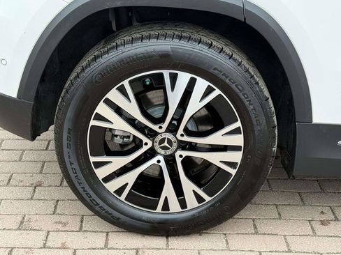 Used 2025 Mercedes-Benz GLA 250 4MATIC image 7