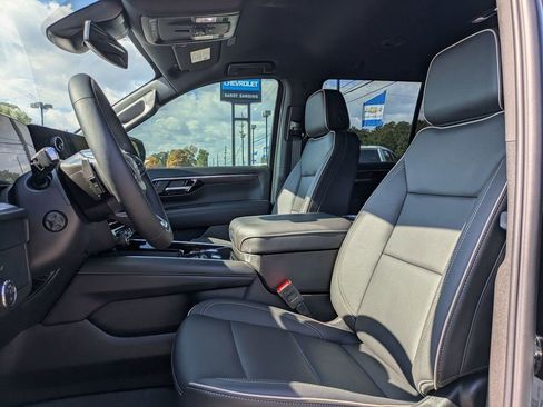 New 2025 Chevrolet Tahoe Premier image 14