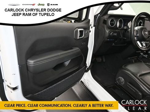 Used 2022 Jeep Wrangler Sahara w/ Cold Weather Group image 12