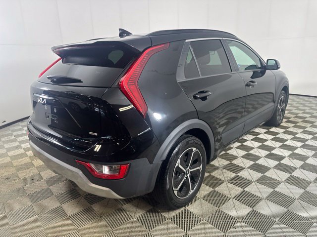 Used 2023 Kia Niro EX FWD image 7