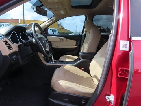 Used 2012 Chevrolet Traverse LTZ image 15