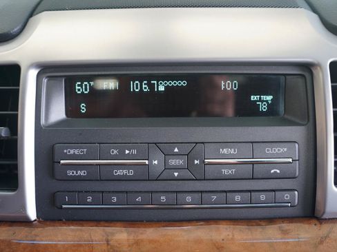 Used 2012 Lincoln MKZ FWD image 18
