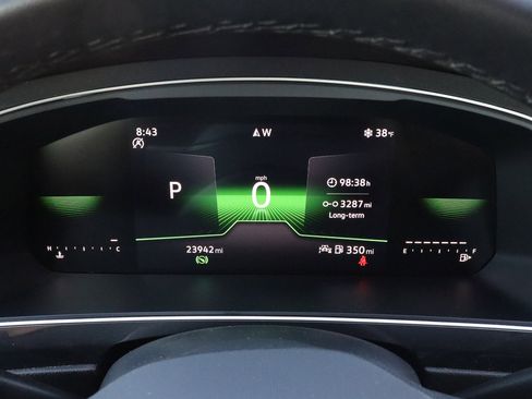 Used 2024 Volkswagen Tiguan Wolfsburg Edition image 30