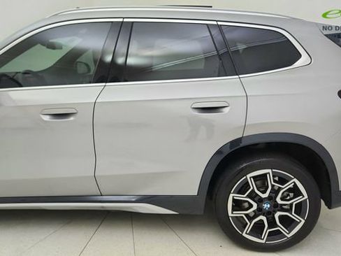 Used 2025 BMW X1 xDrive28i AWD/4WD image 4