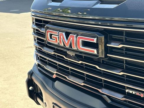 Used 2025 GMC Sierra 1500 AT4X AWD/4WD image 31