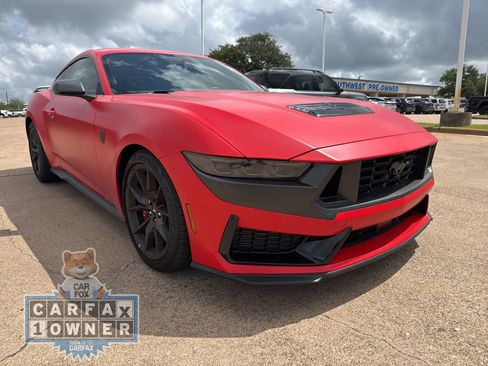 Used 2026 Ford Mustang Dark Horse RWD image 1