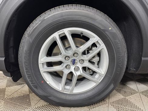 New 2026 Ford Explorer Active w/ Active Comfort Package RWD image 12