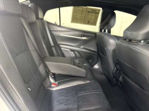 Used 2025 Toyota Camry XSE FWD image 29