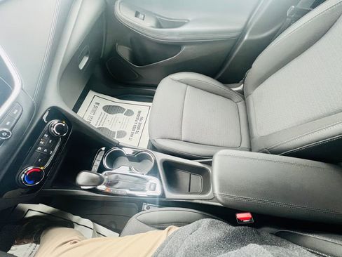 Used 2023 Buick Encore GX Preferred image 25