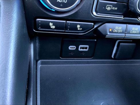 Used 2024 Chevrolet Tahoe RST w/ Luxury Package image 33