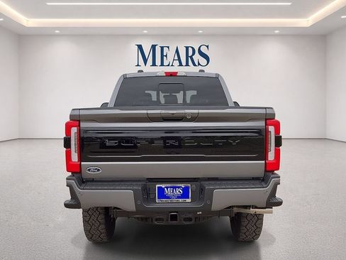 Used 2025 Ford F250 Platinum w/ Tremor Off-Road Package AWD/4WD image 4