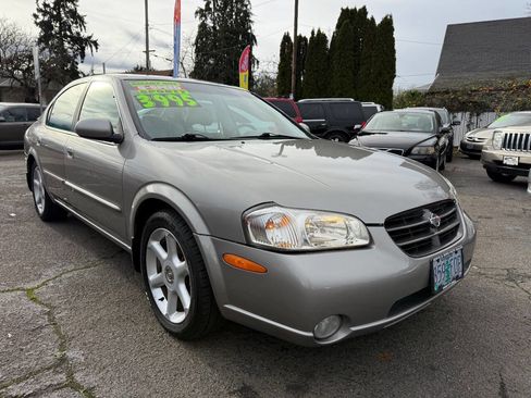Used 2001 Nissan Maxima SE w/ (W08) Meridian Edition Pkg image 3