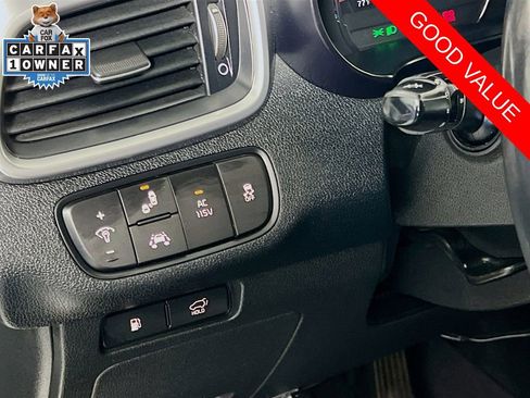 Used 2019 Kia Sorento EX w/ EX Touring Package image 10