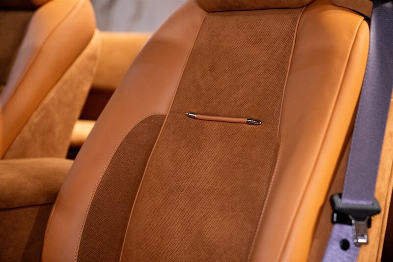 Used 2021 Rolls-Royce Dawn RWD image 31