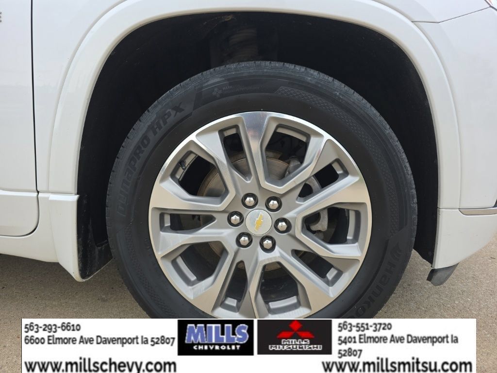 Used 2018 Chevrolet Traverse Premier AWD/4WD image 25