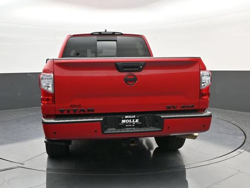 Used 2024 Nissan Titan SV w/ SV Convenience Package AWD/4WD image 6