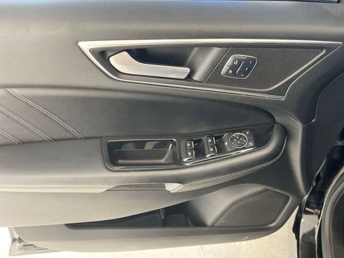 Used 2016 Ford Edge Sport w/ Technology Package AWD/4WD image 13