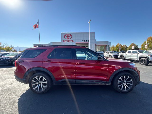 Used 2020 Ford Explorer ST w/ Premium Technology Package AWD/4WD image 3